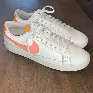 Nike Blazer Low SE Sneaker White/Pink Quartz-Pollen